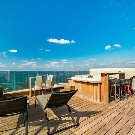 Penthouse 3Br + Roof Top + Parking - On The Beach 海法 外观 照片